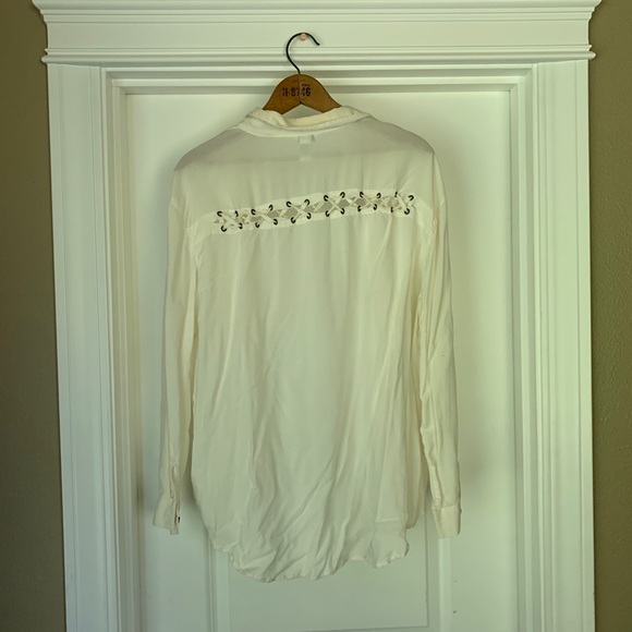 Forever 21 ling sleeve collared white shirt size L - Picture 4 of 6